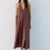 Abito midi con scollo all’americana Abito midi con scollo all’americana