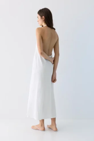 Abito midi con scollo all’americana