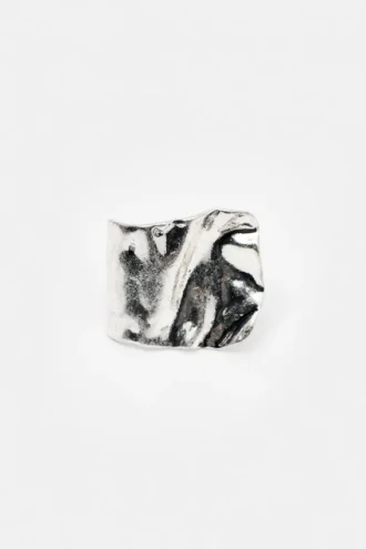 Anello quadrato scultoreo