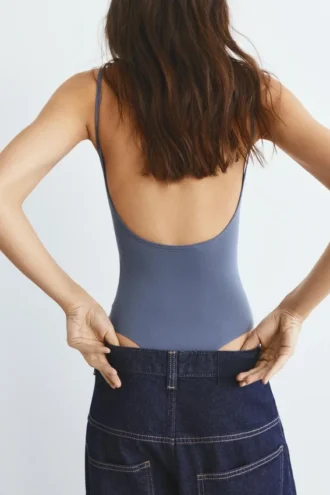 Body in poliammide con spalline sottili