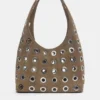 Borsa a tracolla con borchie Borsa a tracolla con borchie