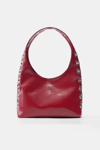 Borsa a tracolla con borchie