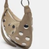 Borsa a tracolla con borchie Borsa a tracolla con borchie