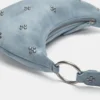 Borsa a tracolla con borchie Borsa a tracolla con borchie
