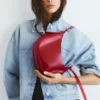 Borsa a tracolla con dettagli sulla tracolla Borsa a tracolla con dettagli sulla tracolla