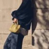 Borsa a tracolla con dettaglio ad anello Borsa a tracolla con dettaglio ad anello
