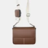 Borsa a tracolla con impunture Borsa a tracolla con impunture