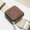 Borsa a tracolla con impunture Borsa a tracolla con impunture