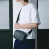 Borsa a tracolla con tasca Borsa a tracolla con tasca