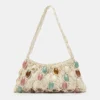 Borsa a tracolla in rete con decorazioni Borsa a tracolla in rete con decorazioni