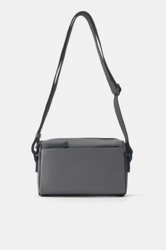 Borsa a tracolla in tessuto gommato
