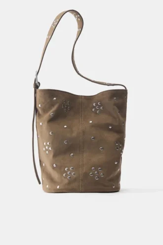 Borsa tote con borchie