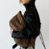 Borsa tote in ecopelle con dettagli sul cinturino Borsa tote in ecopelle con dettagli sul cinturino