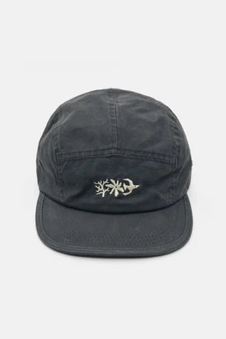 Cappellino a cinque pannelli ricamato