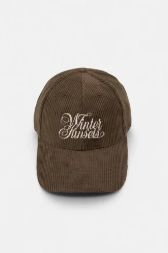 Cappellino in velluto a coste marrone