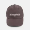 Cappellino marrone ricamato Cappellino marrone ricamato