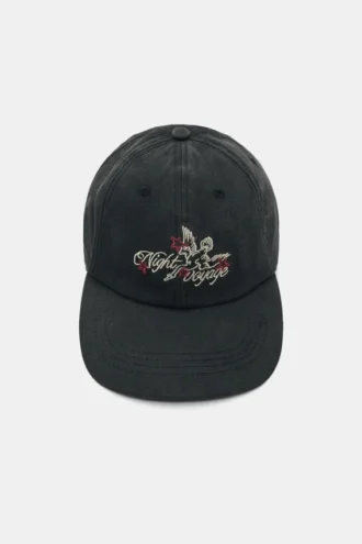 Cappellino ricamato