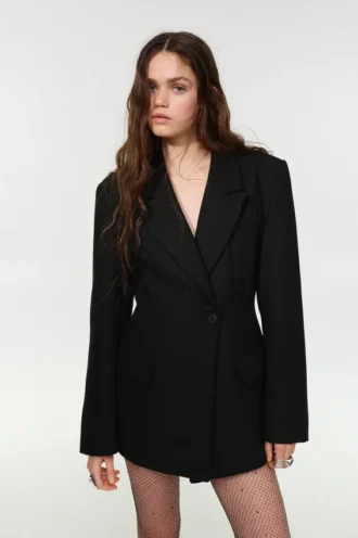 Cappotto corto aderente in tessuto effetto feltro