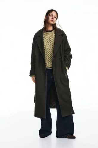 Cappotto lungo con cintura e texture in feltro