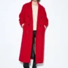 Cappotto lungo rosso morbido Cappotto lungo rosso morbido