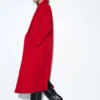 Cappotto lungo rosso morbido Cappotto lungo rosso morbido