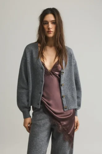 Cardigan in morbida maglia