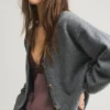 Cardigan in morbida maglia Cardigan in morbida maglia