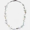 Collana con bottoni finitura madreperla Collana con bottoni finitura madreperla