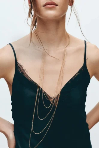 Collana lunga a catena a contrasto