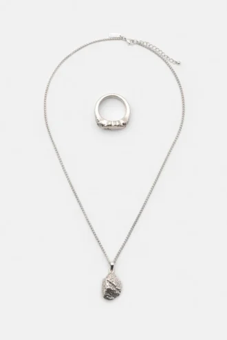 Confezione con collana e anello con pietra