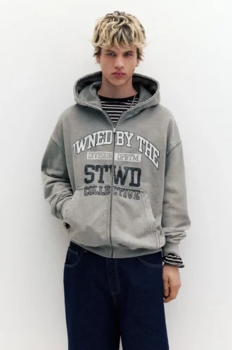 Felpa con cappuccio e zip STWD
