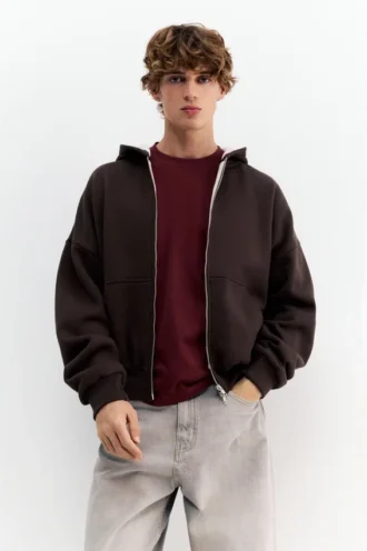 Felpa con cappuccio, stampa grafica e zip