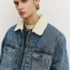 Giacca in denim con collo in finta pelle di montone Giacca in denim con collo in finta pelle di montone