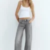 Jeans a vita bassa a gamba dritta