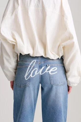 Jeans a vita bassa a gamba dritta