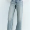 Jeans a vita bassa a gamba dritta