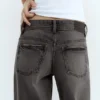 Jeans a vita bassa a gamba dritta