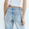 Jeans a vita bassa a gamba dritta