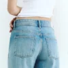Jeans a vita bassa a gamba dritta