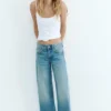Jeans a vita bassa a gamba dritta