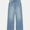 Jeans a vita bassa in stile corsaro Jeans a vita bassa in stile corsaro