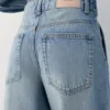 Jeans a vita regolabile con vestibilità a palloncino Jeans a vita regolabile con vestibilità a palloncino