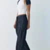 Jeans a zampa con coulisse Jeans a zampa con coulisse