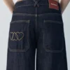 Jeans a zampa con cuori Jeans a zampa con cuori
