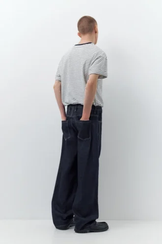 Jeans baggy con cuciture
