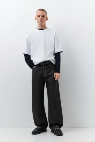 jeans baggy dal taglio a palloncino 1 330x495 - Jeans baggy dal taglio a palloncino