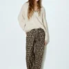 Jeans con stampa leopardata e coulisse Jeans con stampa leopardata e coulisse