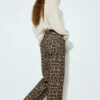 Jeans con stampa leopardata e coulisse Jeans con stampa leopardata e coulisse