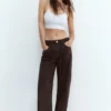 Jeans larghi con coulisse Jeans larghi con coulisse