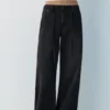 Jeans larghi con coulisse Jeans larghi con coulisse